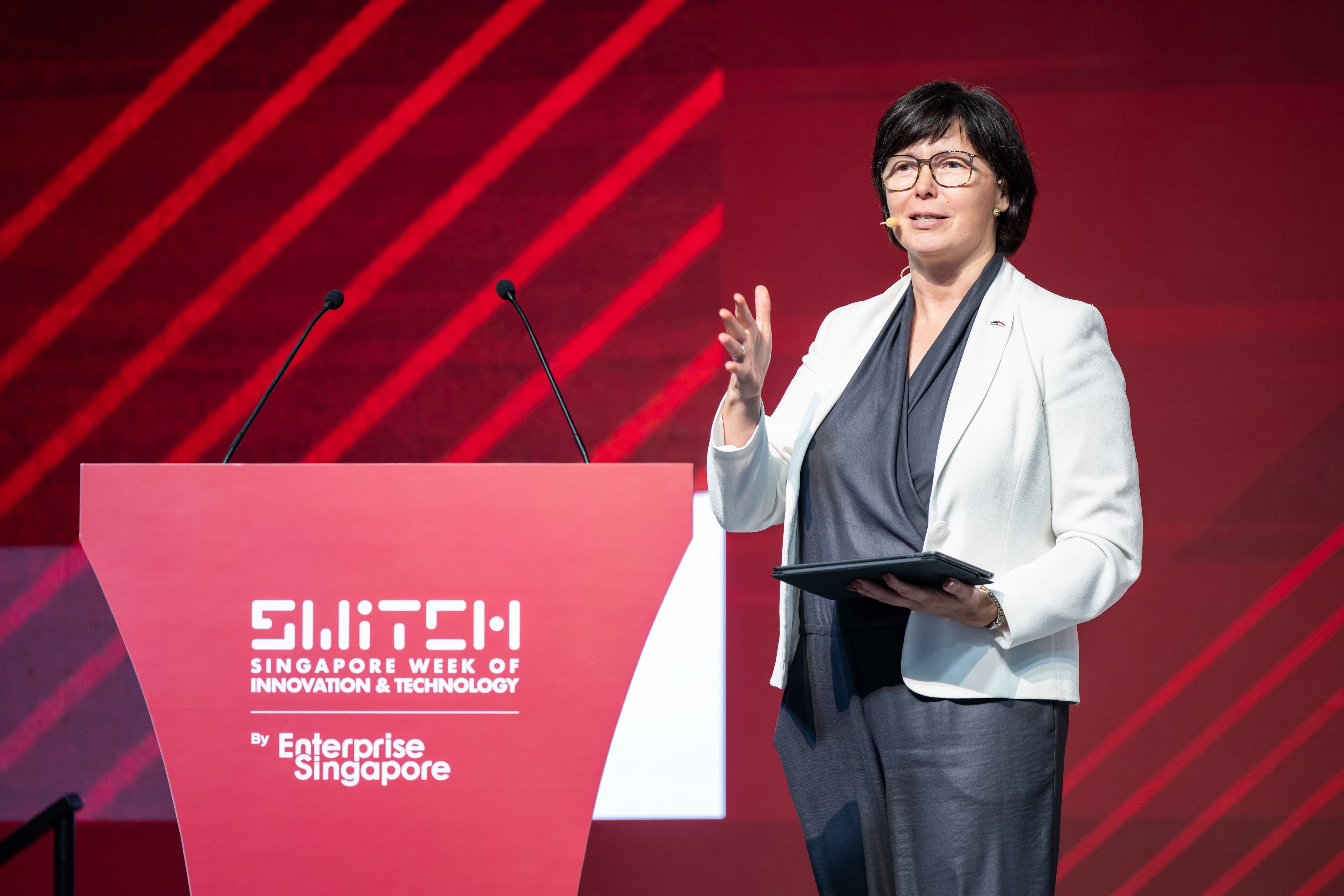 Presentation at the Global Stage